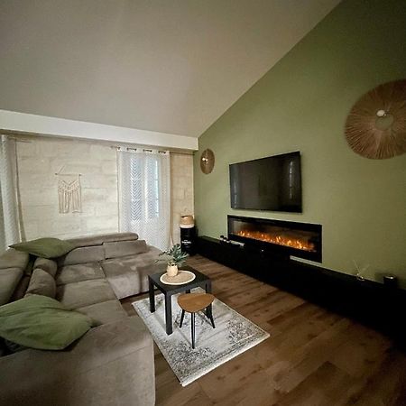 Loft Spacieux Au Coeur Des Remparts D'Aigues-Mortes Exterior foto